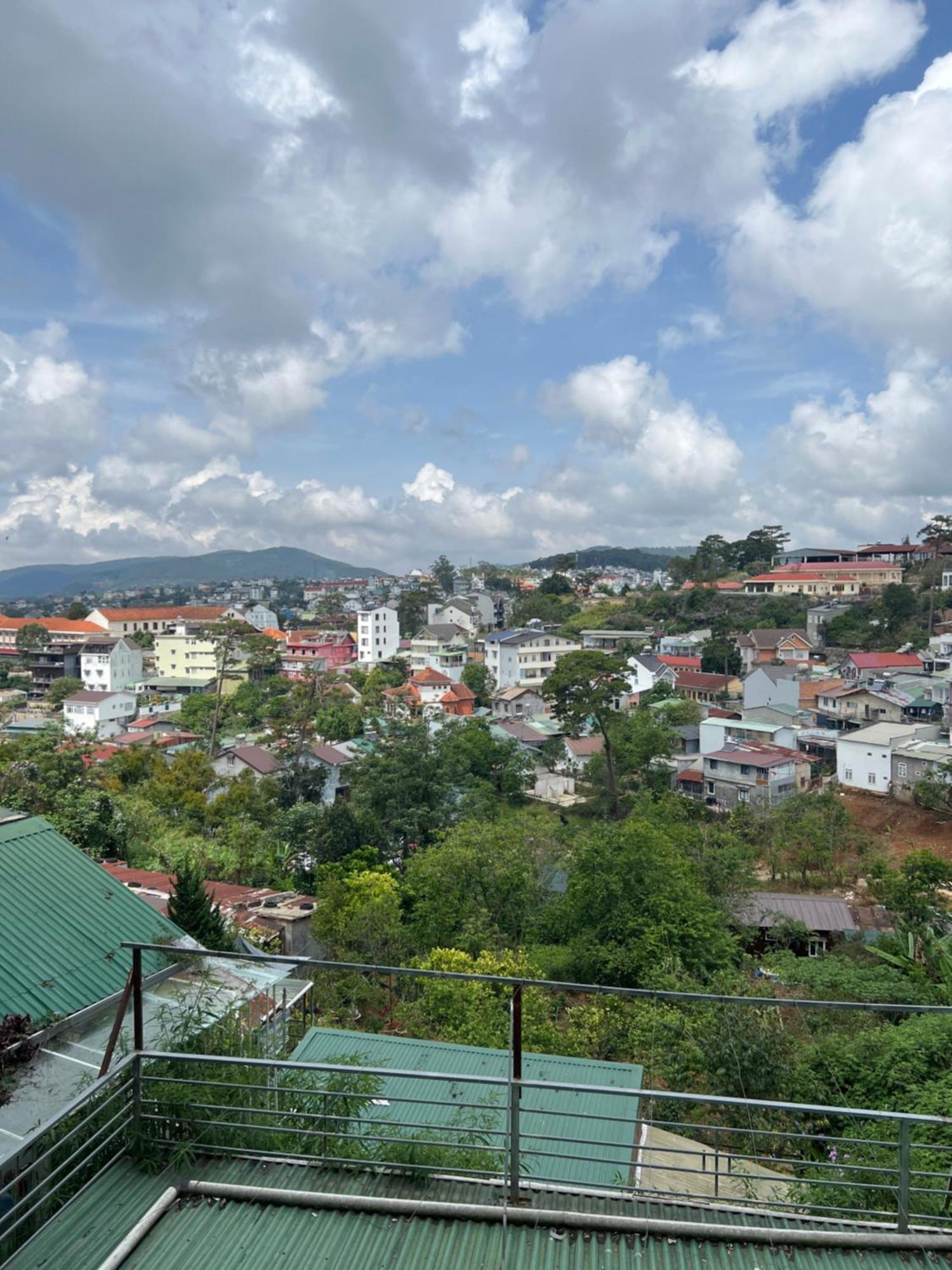 Khach San Lan Dai Hotel Да Лат Екстериор снимка