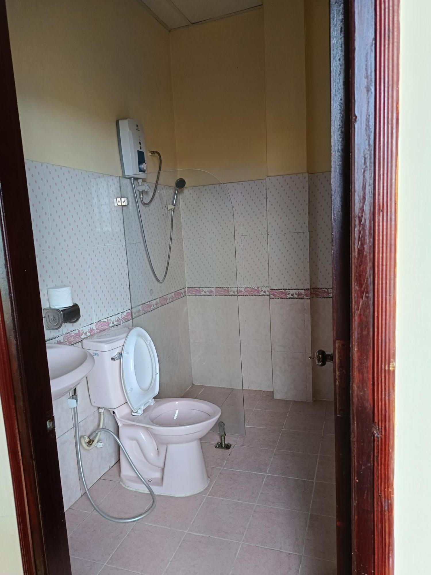 Khach San Lan Dai Hotel Да Лат Екстериор снимка
